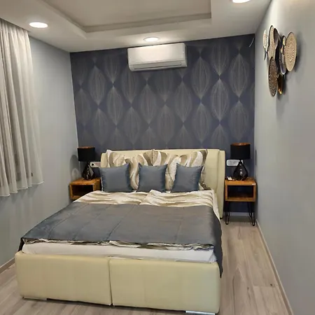 Villa Random *