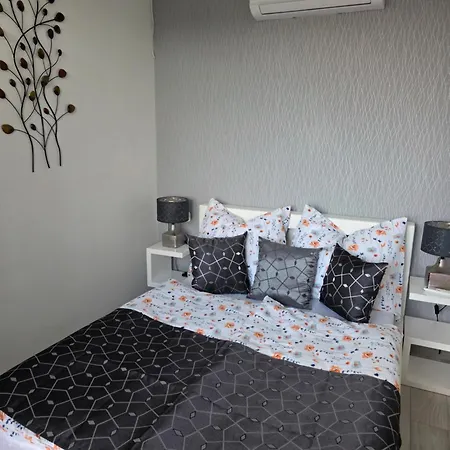 Random Вилла *